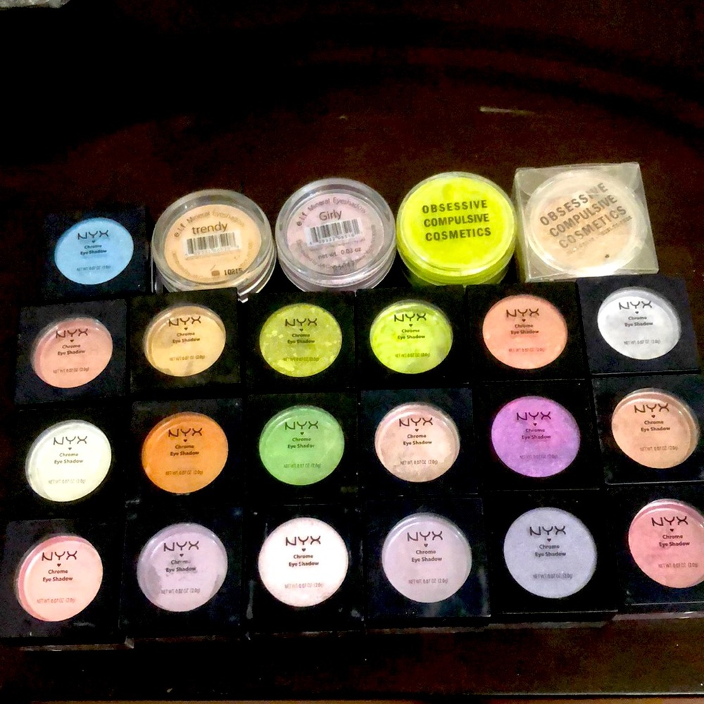 NYX Eyeshadow pigments